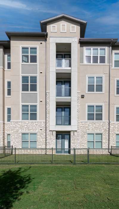 Property Building of Auro Crossing in Austin, Texas