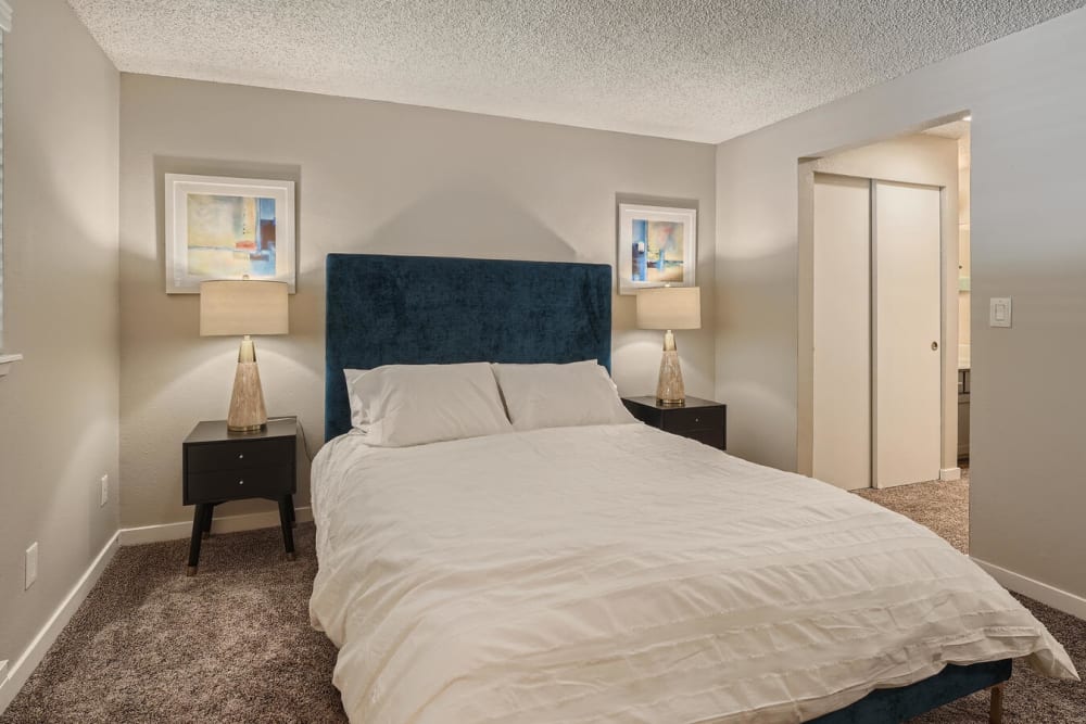 Bedroom at Align Apartment Homes in Federal Way, Washington.