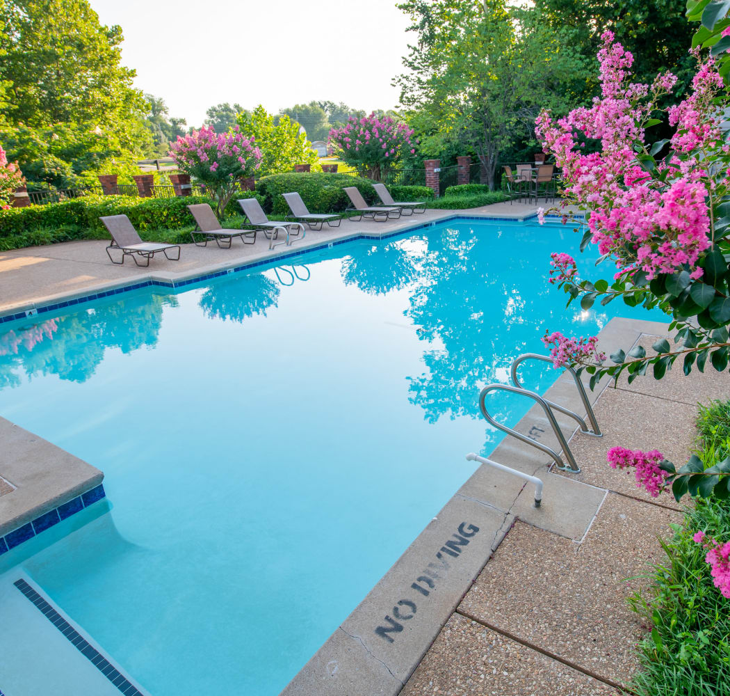 Resort style pool at Creekwood Apartments in Tulsa, Oklahoma