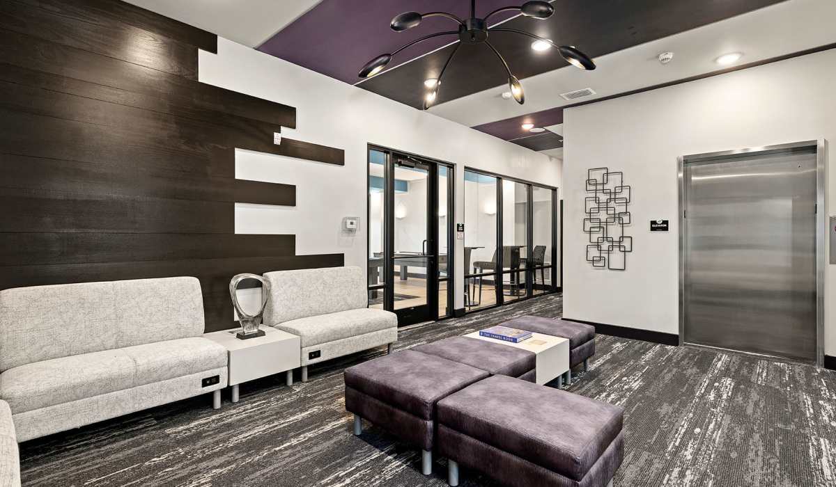 Lounge Area at Vue on Lake Monroe in Sanford, Florida